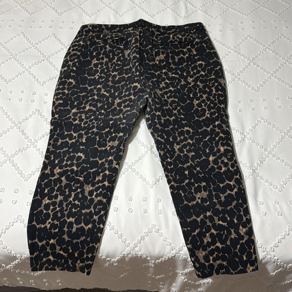 Old Navy Dress Pants - Picture 4 of 4